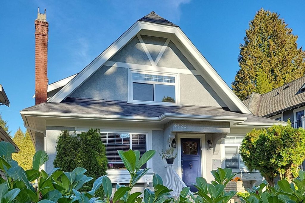 Is Spring a Good Time to Paint Your Home’s Exterior in Winnipeg?